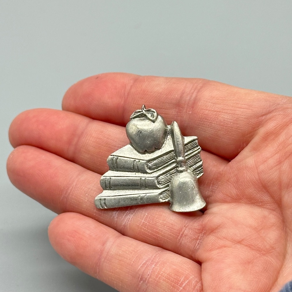 Vintage Lindsay Claire Designs Pewter Books Apple School Bell Lapel Pin Teacher